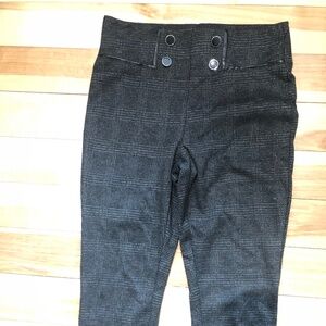 Parasuco women's size S gray pattern casual/work pants with button detailing